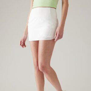 NWT Athleta Run With It High Rise 14 Skort in Bright White Sz L